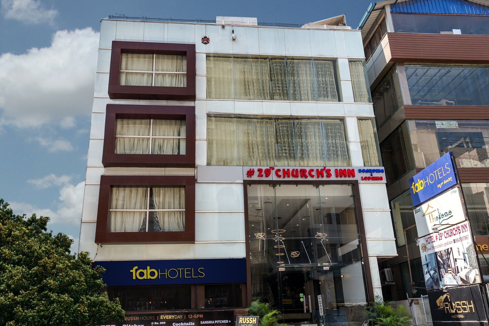 העיר בנגלור Collection O 29 Church'S Inn Near Cubbon Park מראה חיצוני תמונה